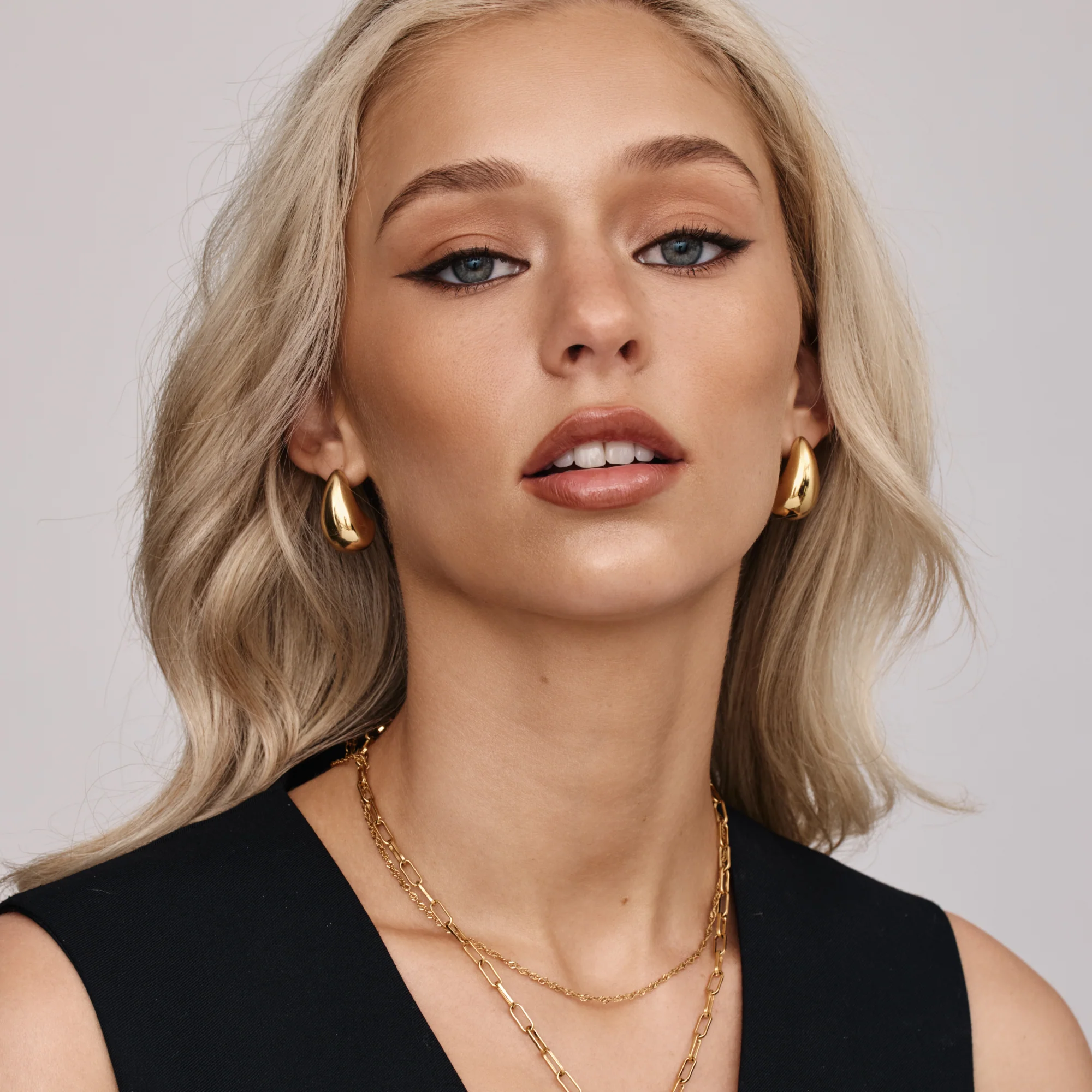 Chunky Teardrop Earrings - Image 7