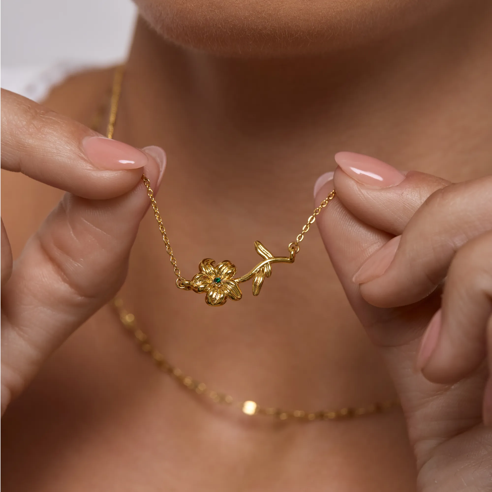 Dainty Birthflower Necklace - Image 6