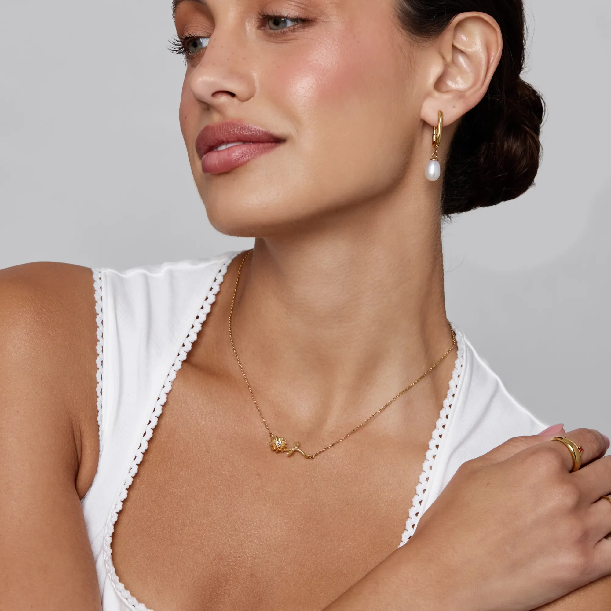 Dainty Birthflower Necklace - Image 8