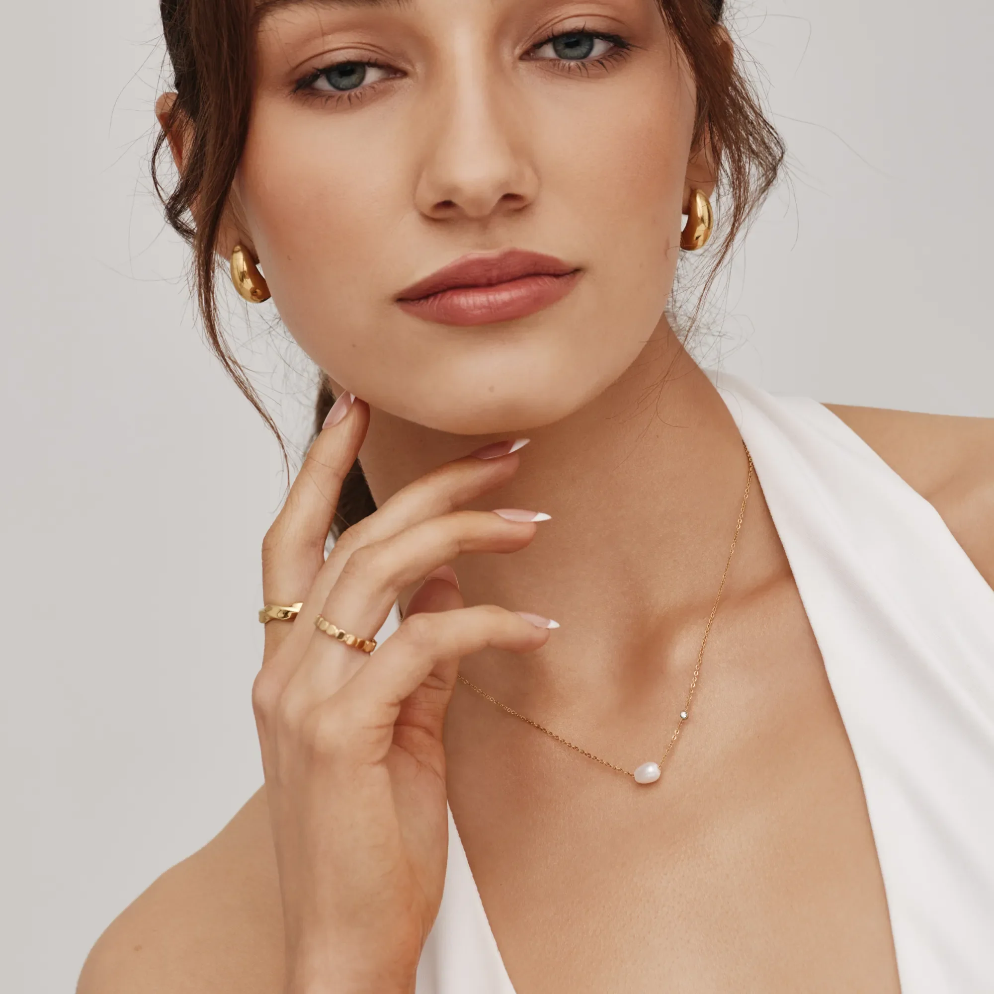 Dainty Freshwater Pearl Necklace - Image 2