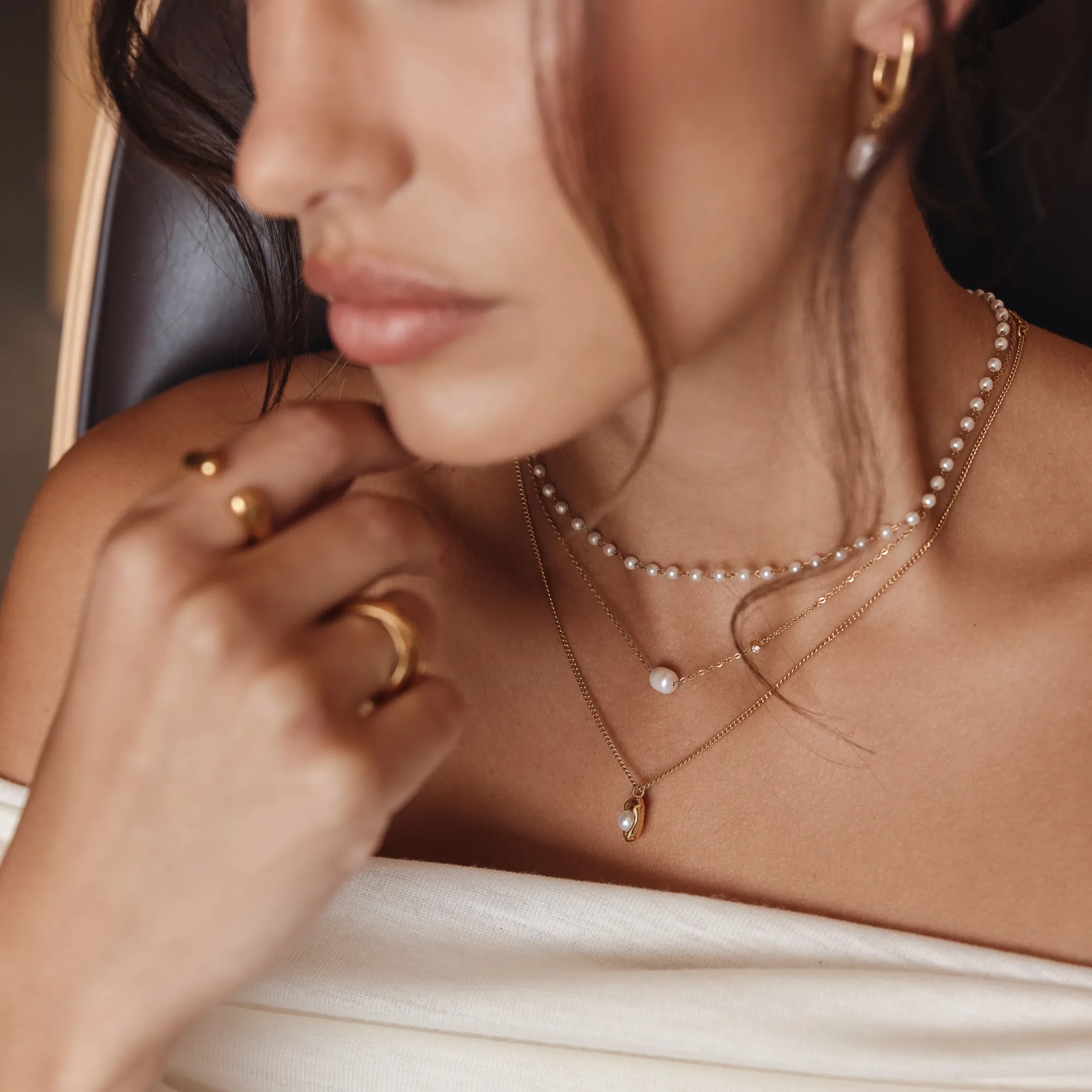 Luna Pearl Drop Necklace - Image 6