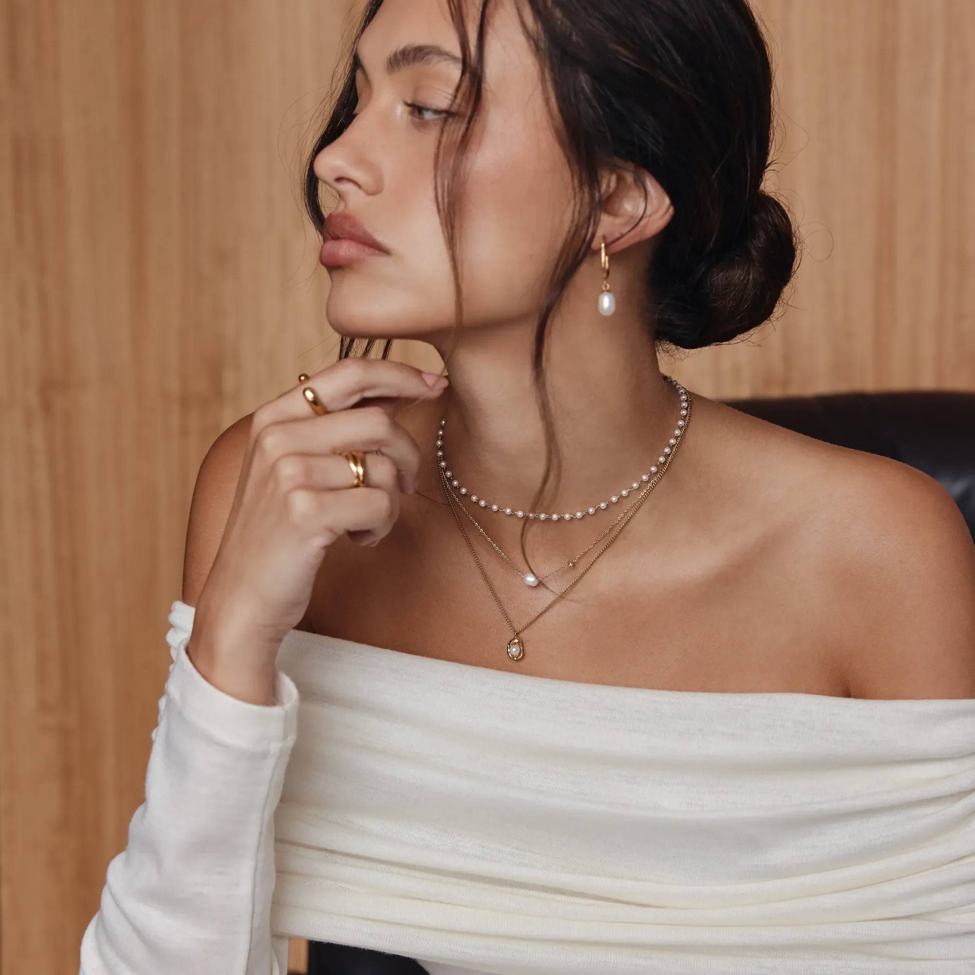 Luna Pearl Drop Necklace - Image 9