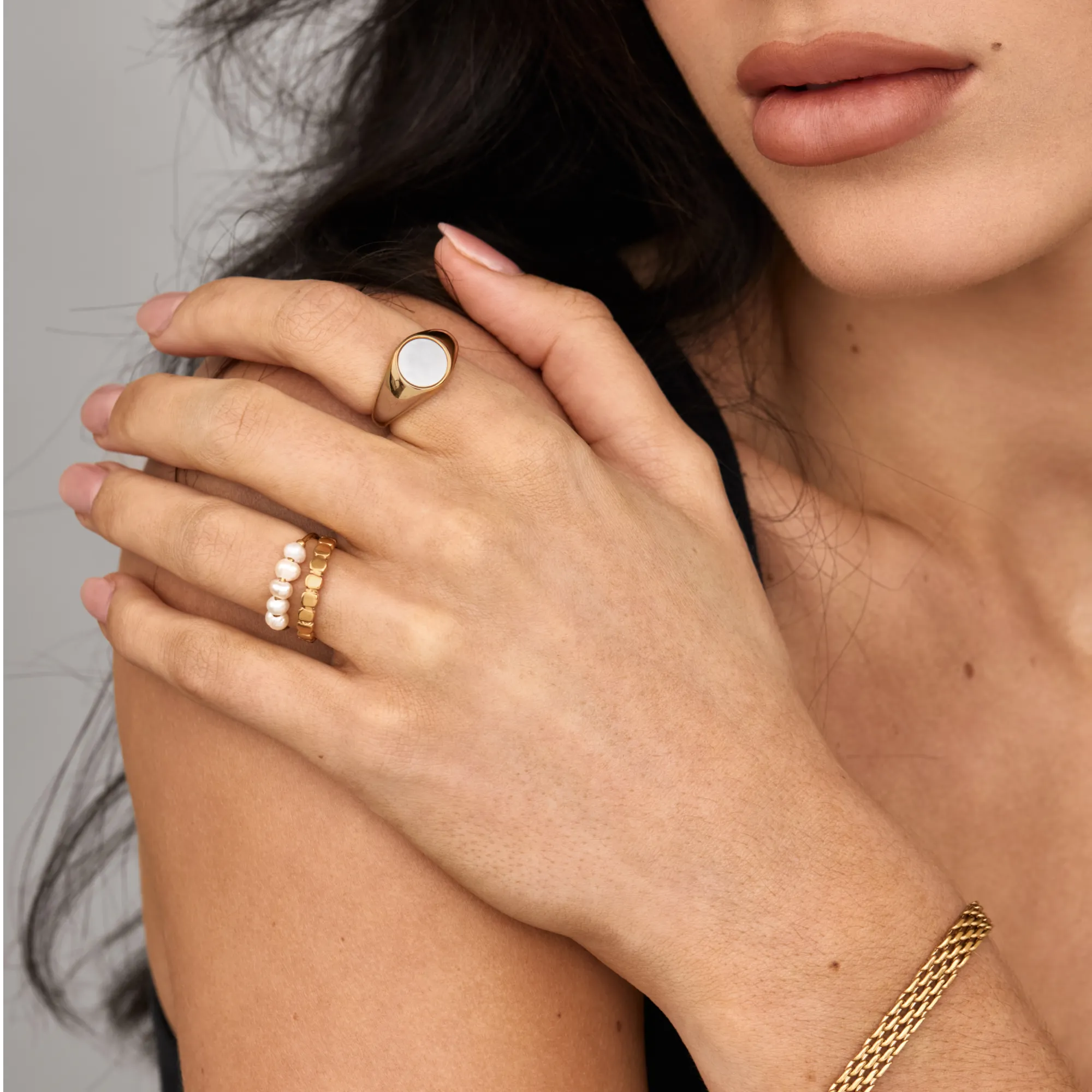 Mother Of Pearl Ring - Image 6