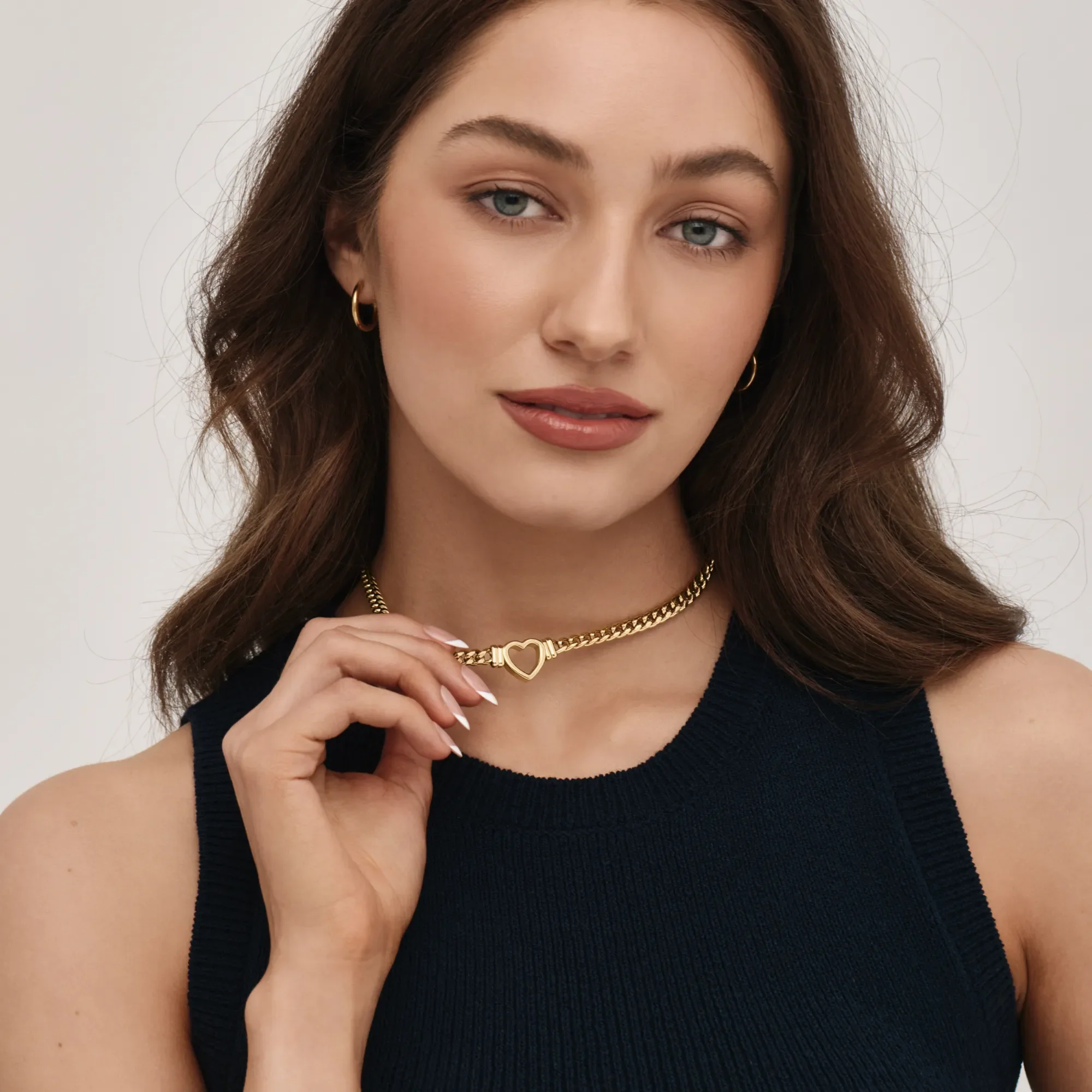 Olivia Heart Chain - Image 3