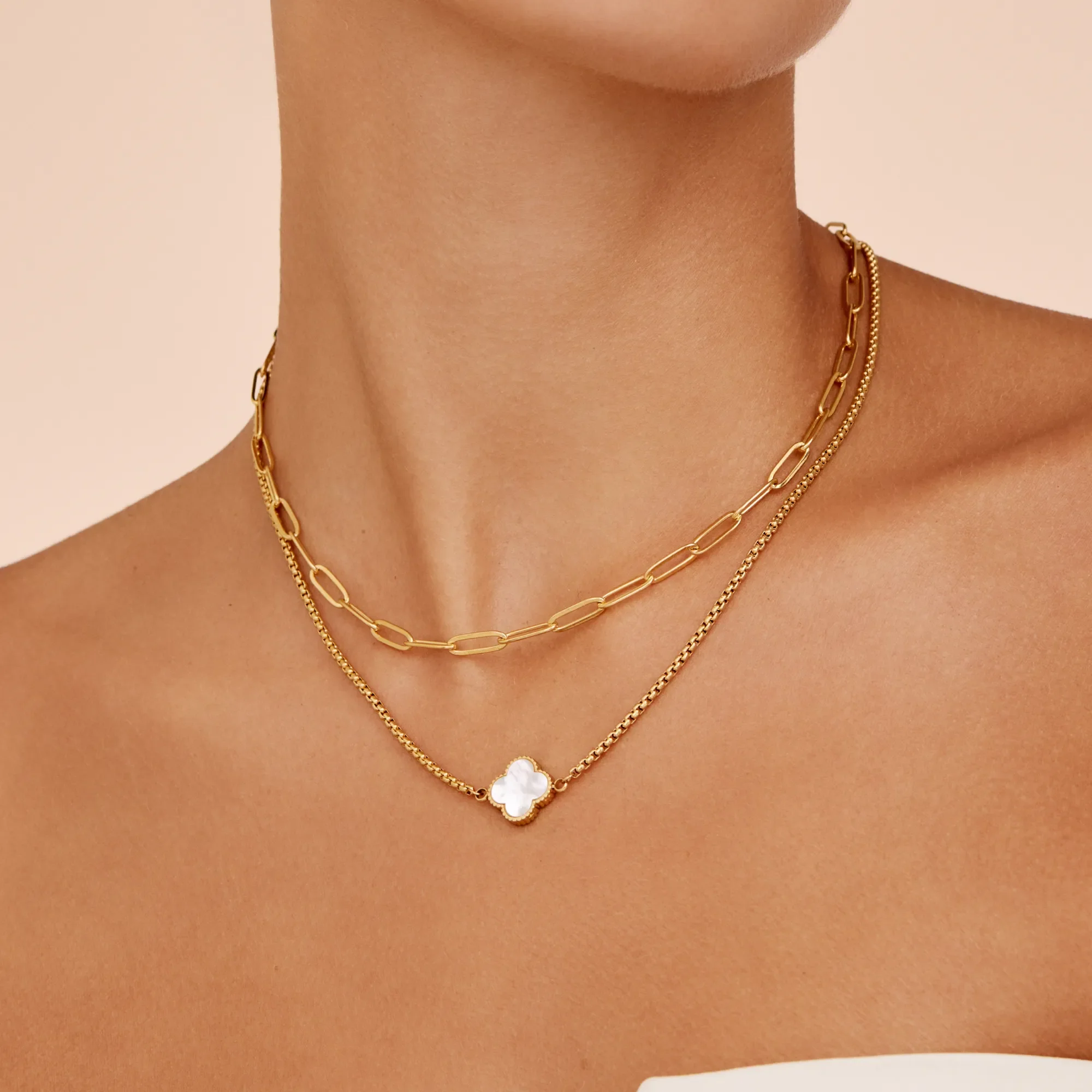 Pearl Clover Necklace - Image 6